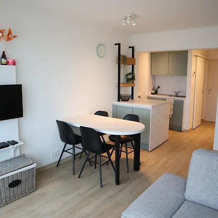 Lägenhet In With Stunning Sea Views, Cleaning Included