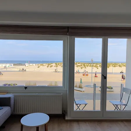 In With Stunning Sea Views, Cleaning Included * Nieuwpoort
